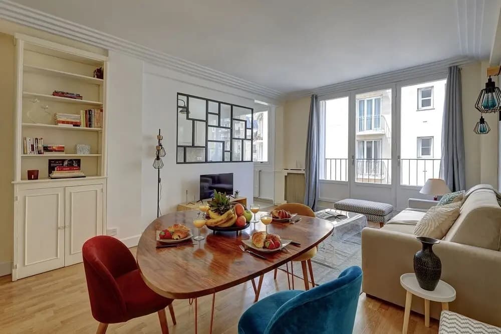 Elegant 1BR Near Eiffel & Champ de Mars - Photo 3