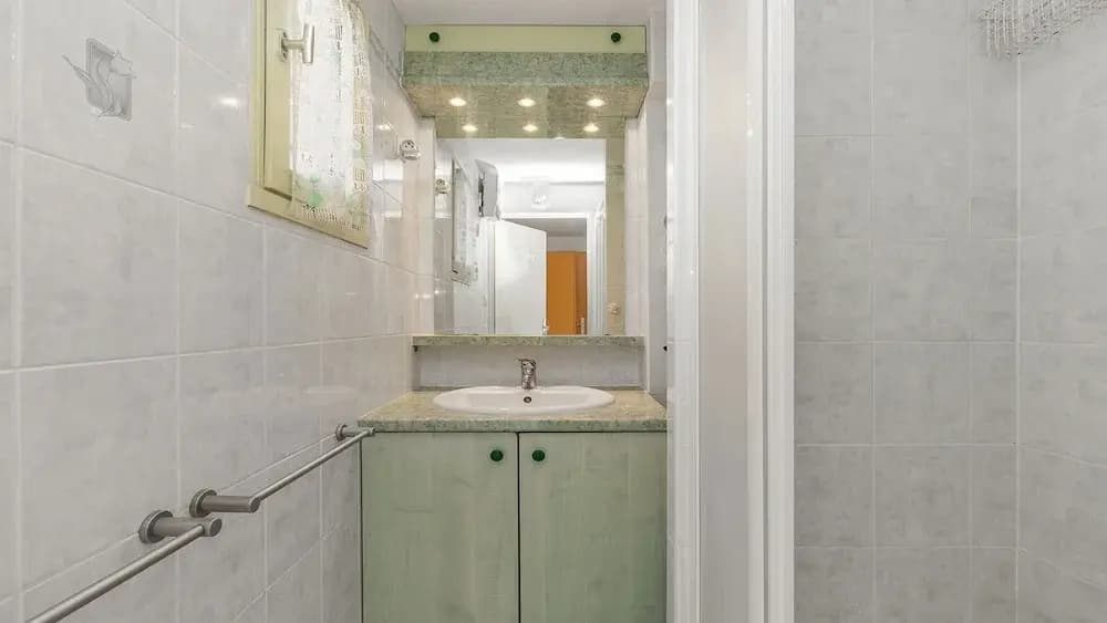Bright Seaside Retreat in Agde - Miniature 7