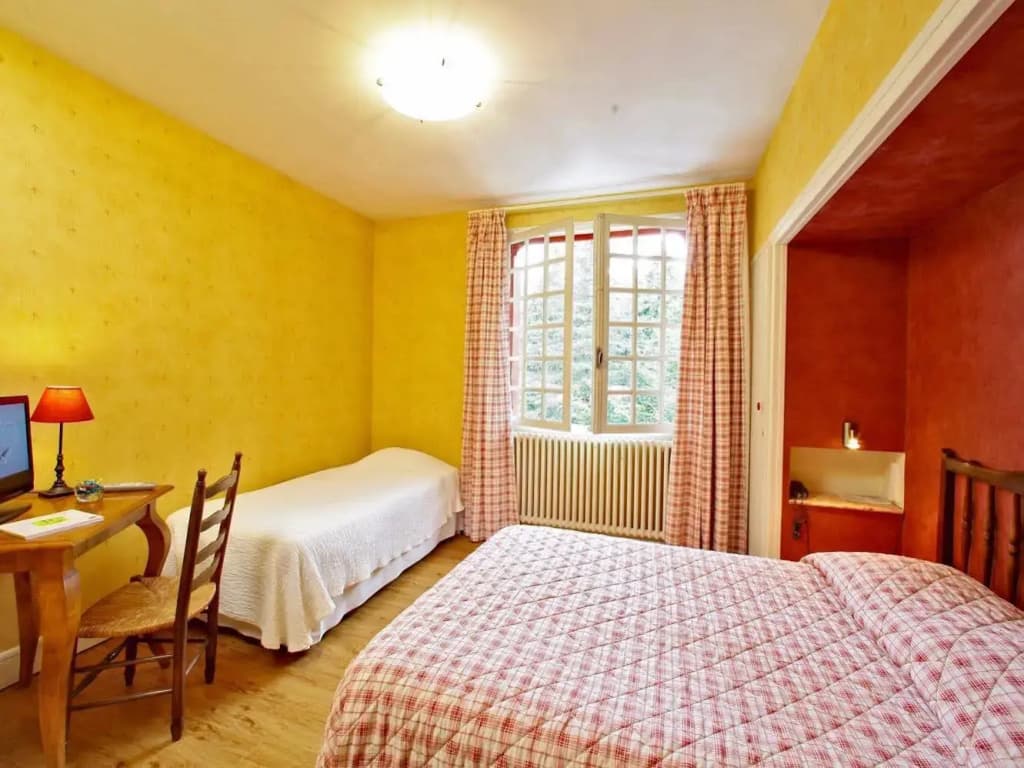 Hostellerie La Charmille - Miniature 7