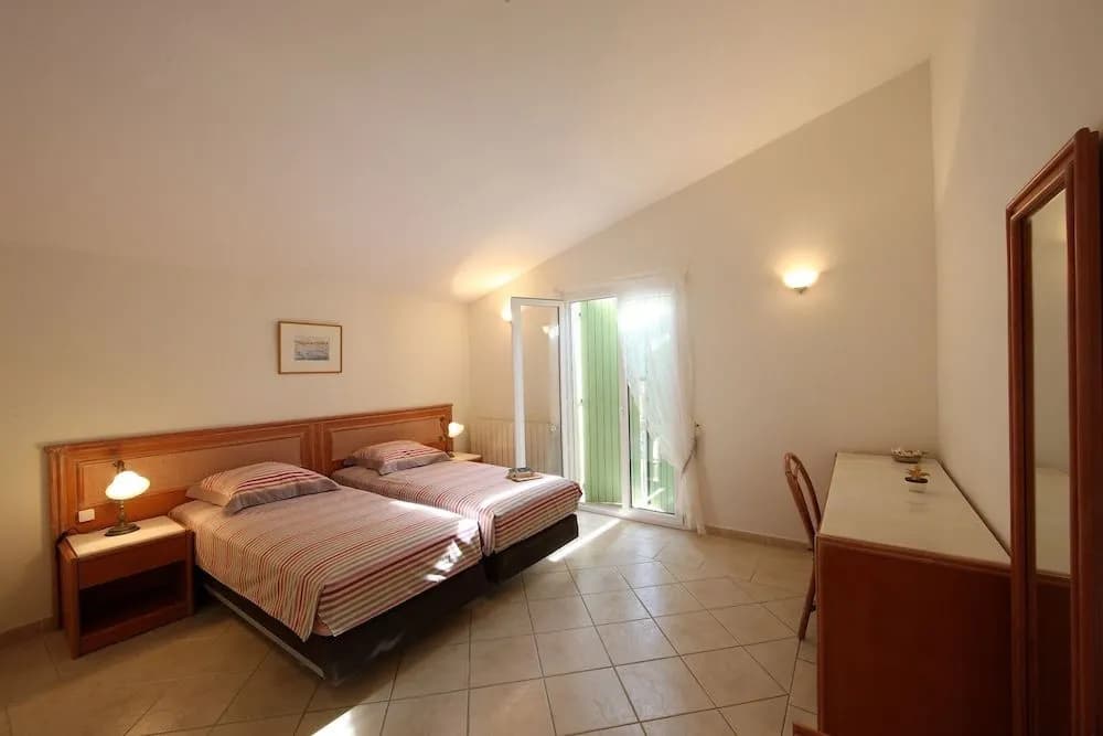 Gîte - Au Soleil Ocre Avignon - Miniature 7