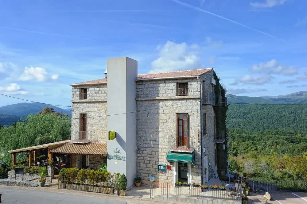 Le Tourisme - Photo 1