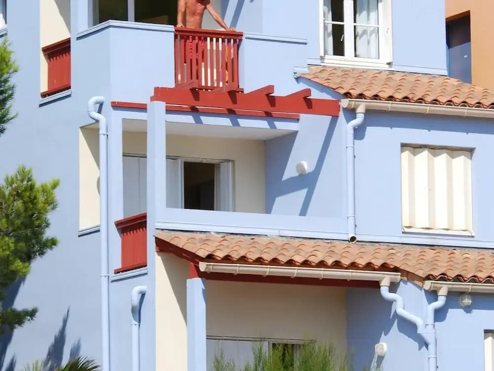 Colorful Apartment With Balcony or Terrace 500m From the sea - Photo 1