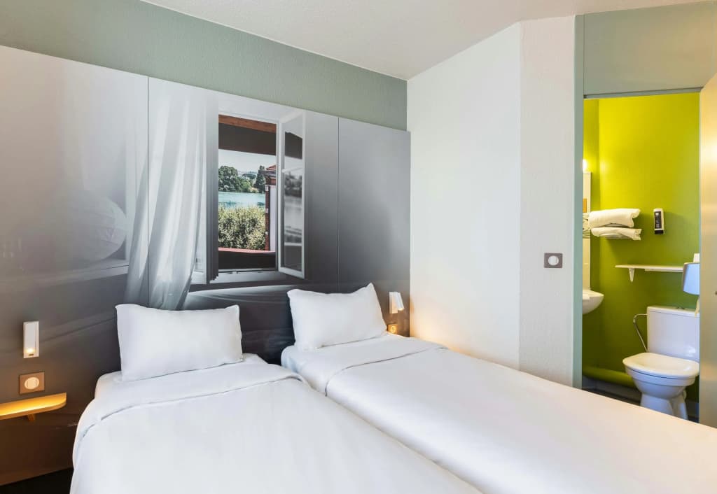B&B HOTEL LYON St Bonnet Mi-Plaine - Photo 4