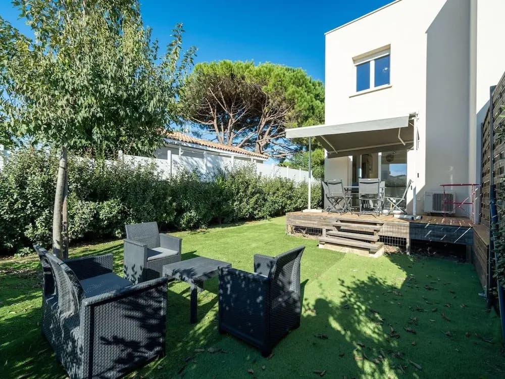 Peaceful Villa in Serignan - Miniature 8