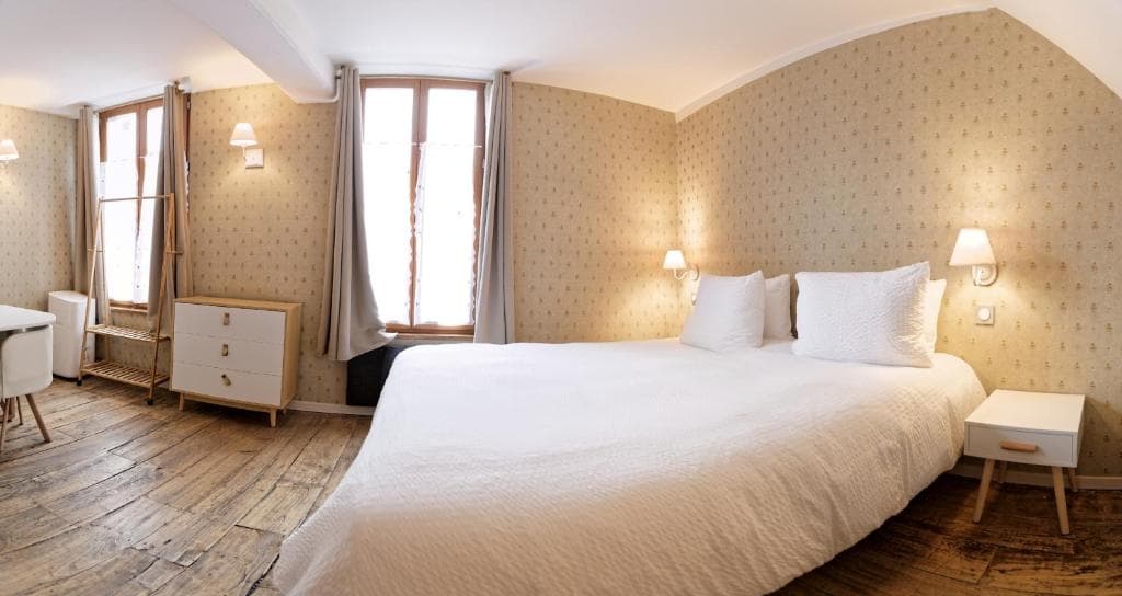 Appart'Hôtel Sainte Trinité - Photo 1