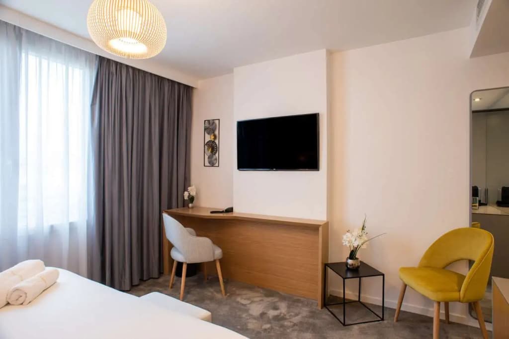 Brit Hotel Paris Orly - Miniature 6