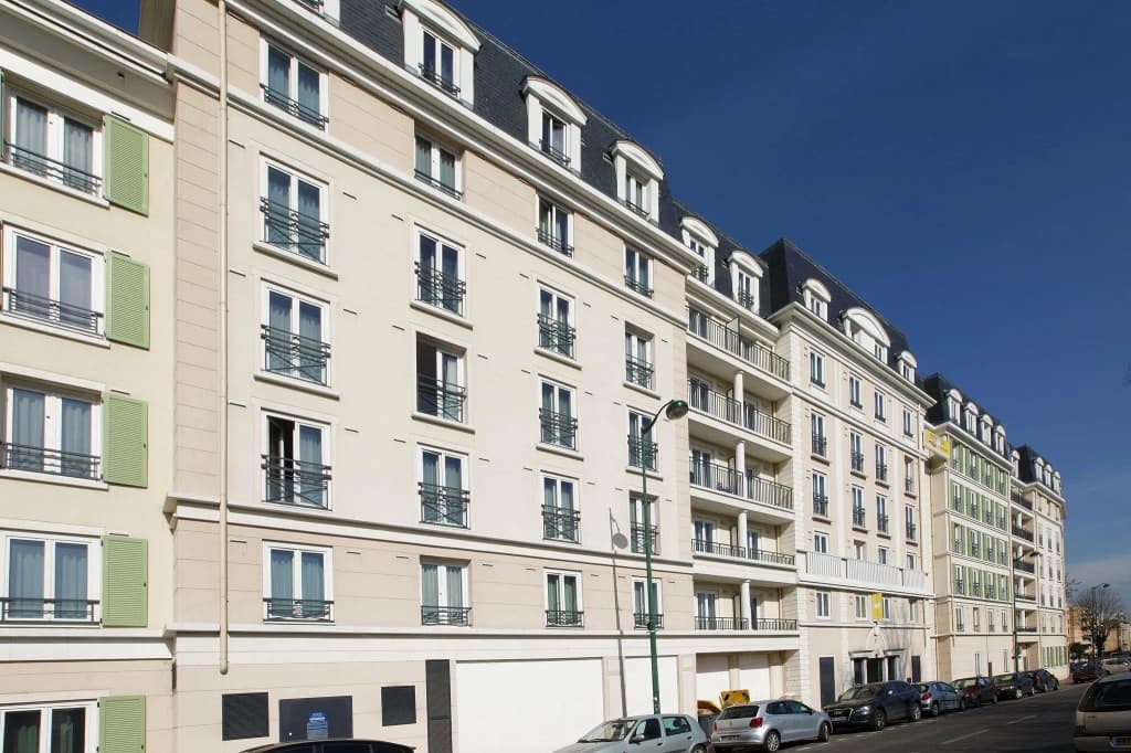 City Residence PARIS SAINT-MAURICE - Photo 1