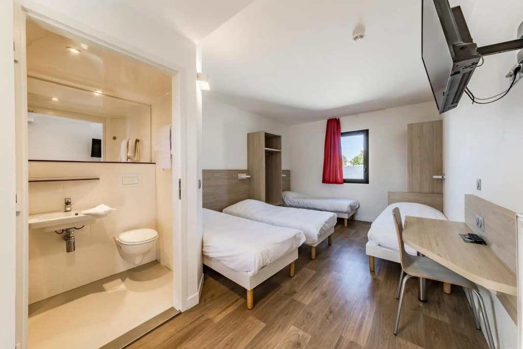 Du Parc Chantepie Hotel - Photo 4