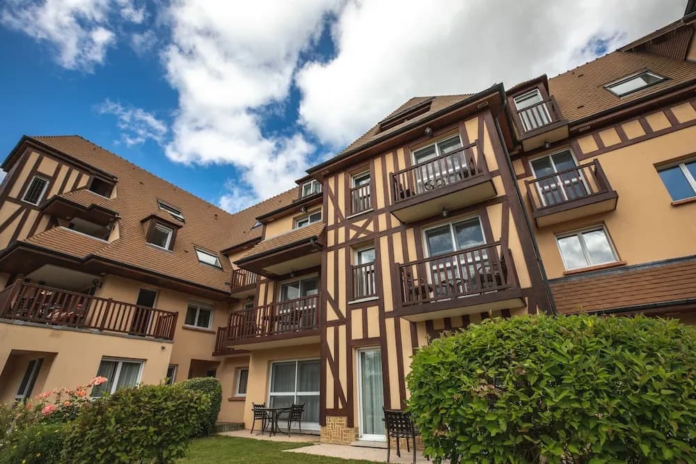 Club Wyndham Normandy - Photo 1