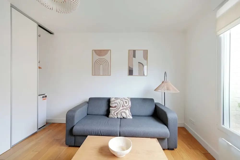 Charming Apartment - 1br-4p- Suresnes - Photo 1