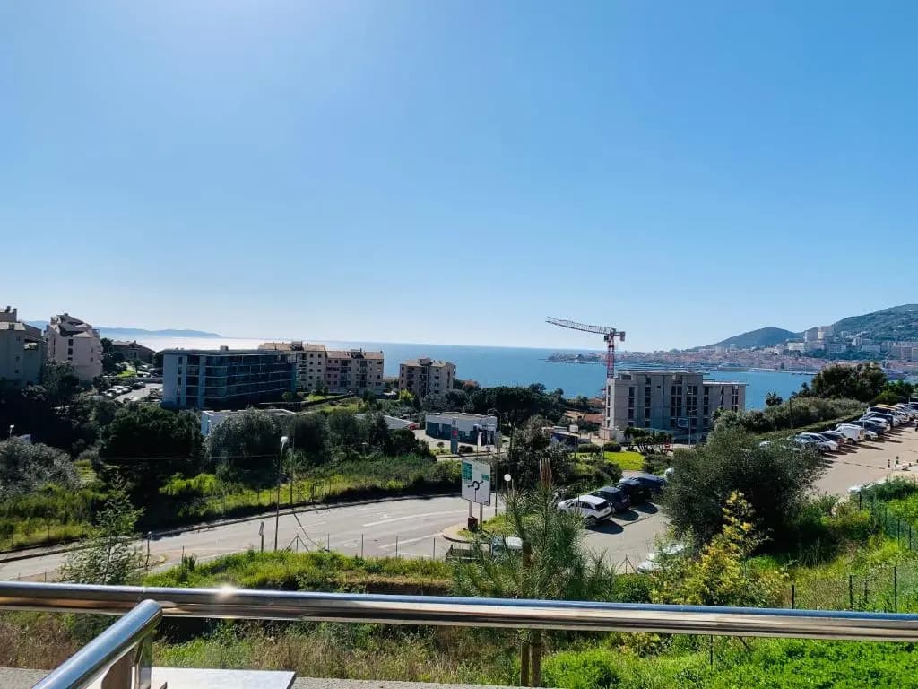 T2 Ajaccio vue mer - Miniature 7