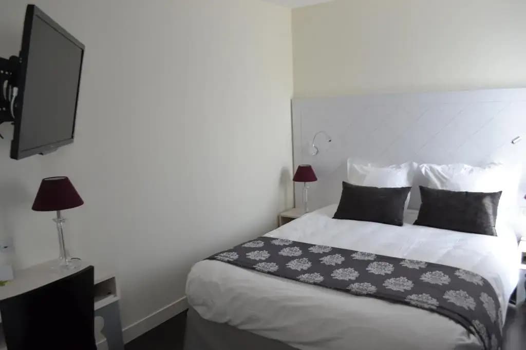 Hotel Le Saint Jacques - Photo 2