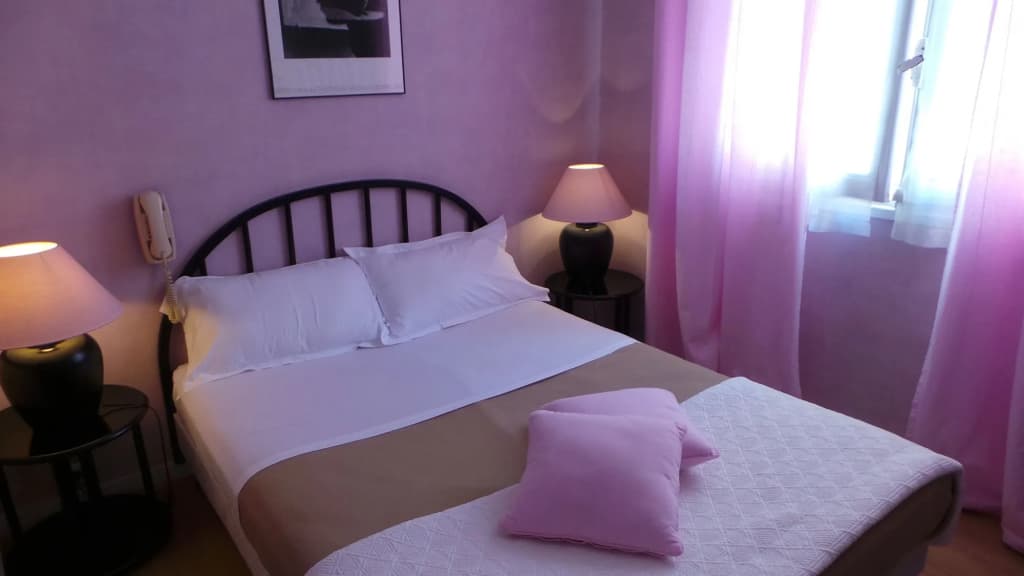 Hôtel Le Cambronne - Photo 2