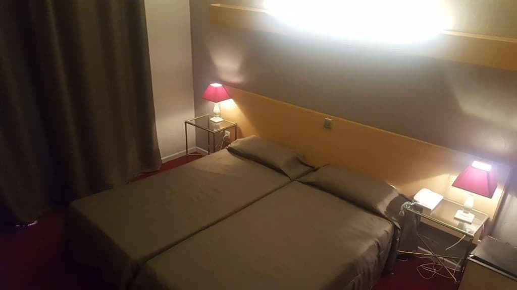 Hôtel Courbet - Photo 4