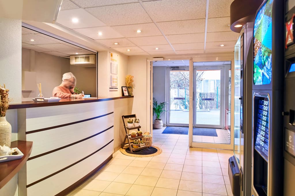 Hôtel Première Classe Le Mans Ouest Université - Photo 2