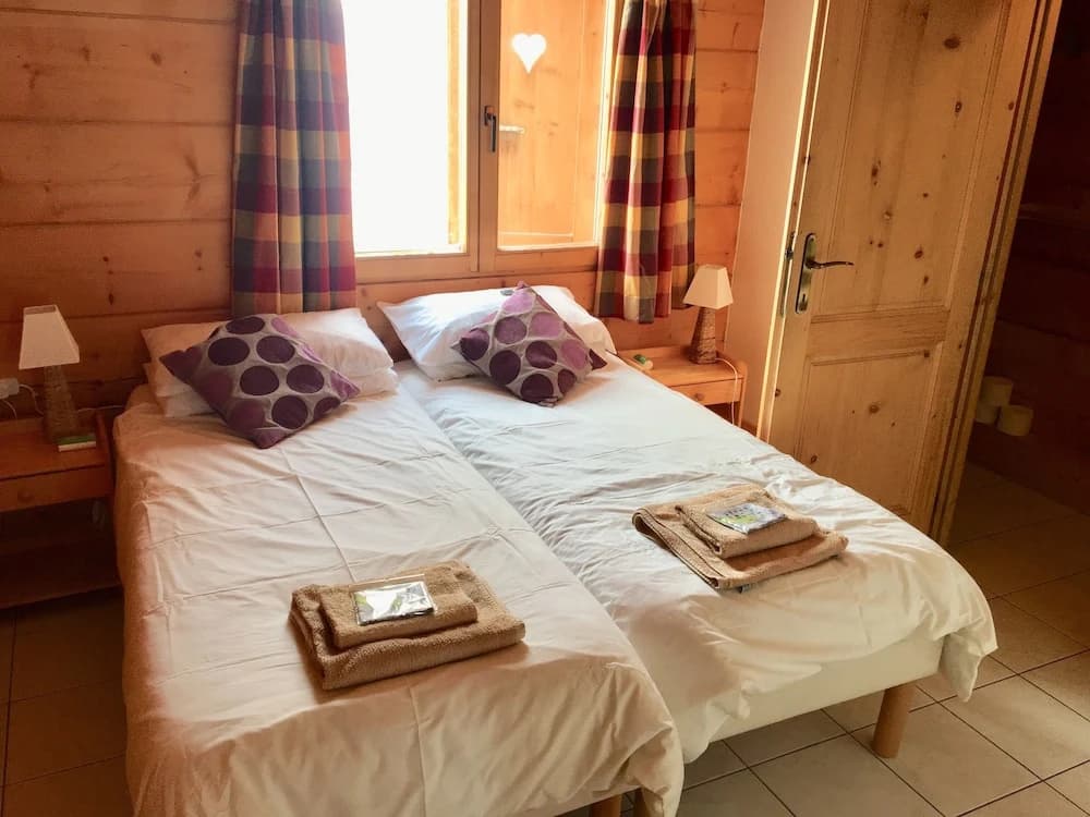Mountain Chalet - Photo 3