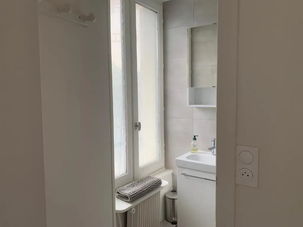 Appartement 4 personnes, 1 chambre, terrasse, Wifi, proche du centre - Miniature 7