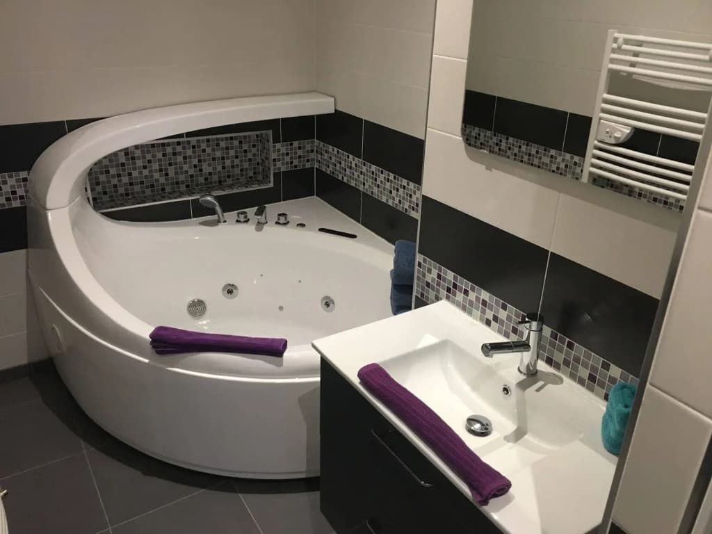 Au Coin Du Spa - Miniature 8