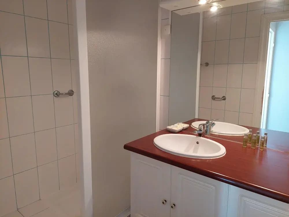 Apartment in Cornouaille Near Sandy Beach - Miniature 8