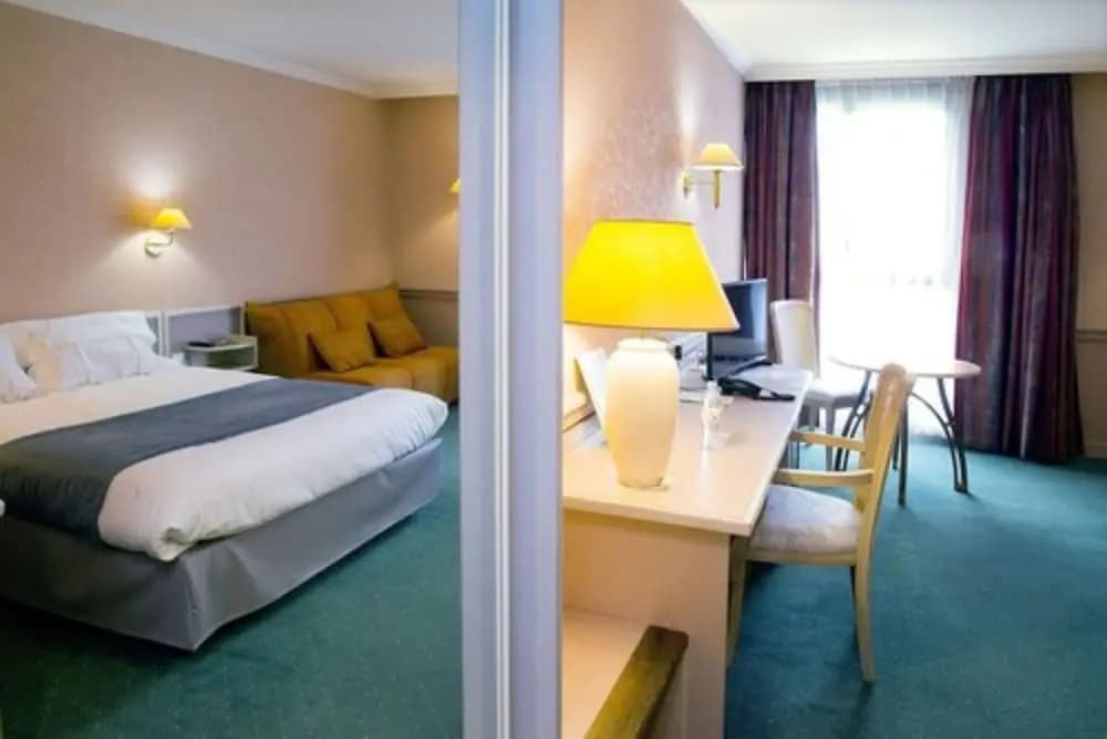 Hotel Logis de Lyon Est - Photo 4