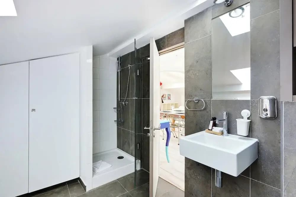 Cozy Apartment & Terrace - 2br/4p - Republique - Miniature 7