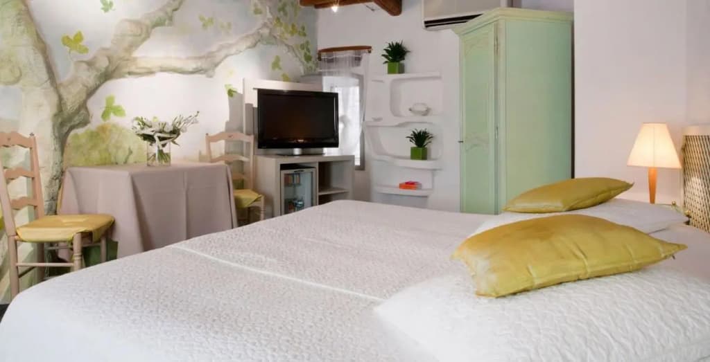Hostellerie Le Castellas - Miniature 6