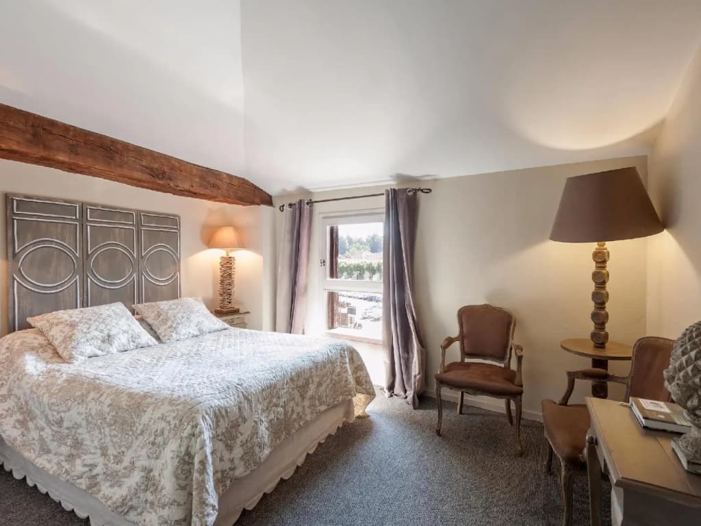 Hôtel de La Tour - Photo 4