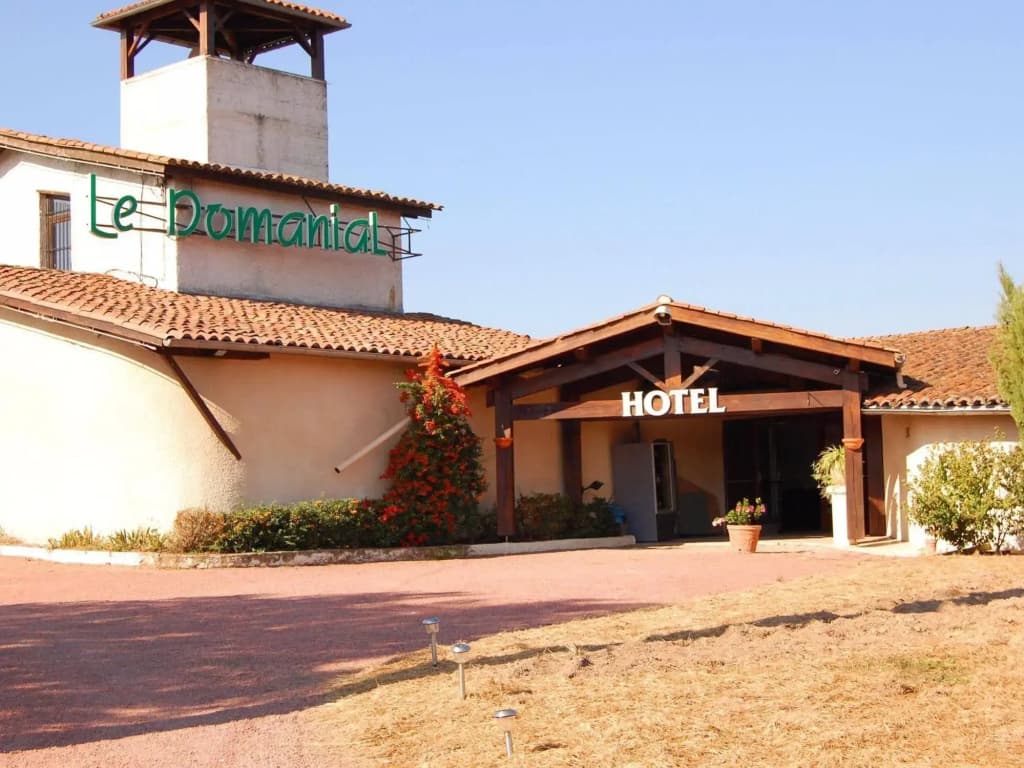 Hotel Le Domanial - Photo 1