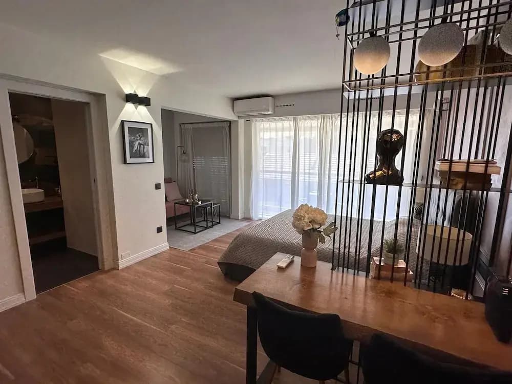Modern Studio in the Heart of Cannes - 2242 - Miniature 7