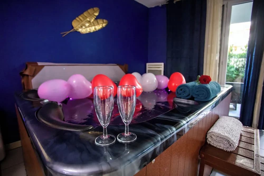 Suite jacuzzi - Photo 5