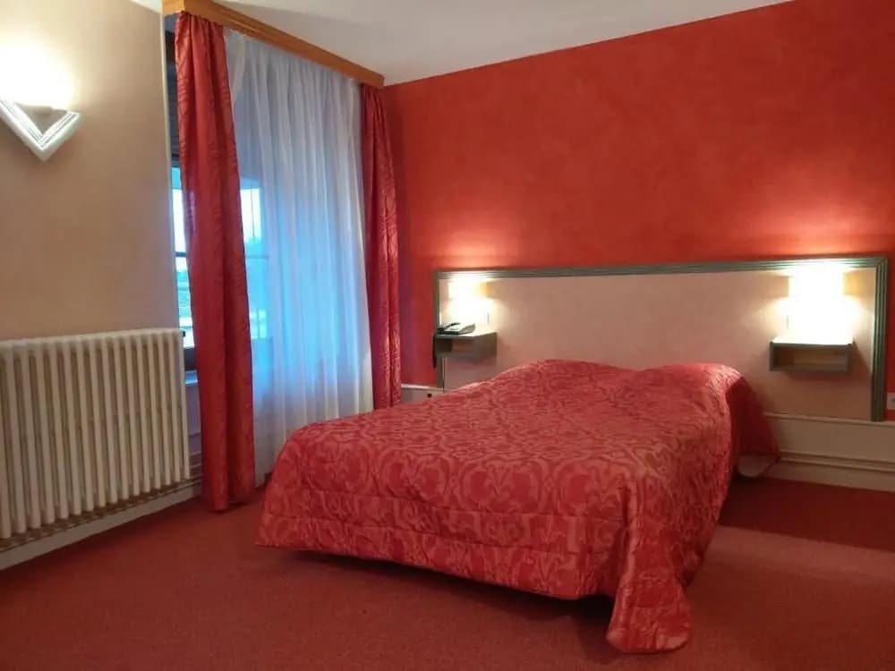 Hotel Le Commerce - Photo 3