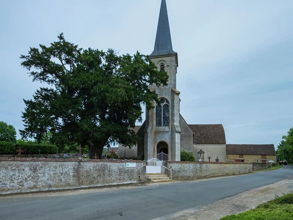 Historic Home Saint-aignan by Lake - Photo 1