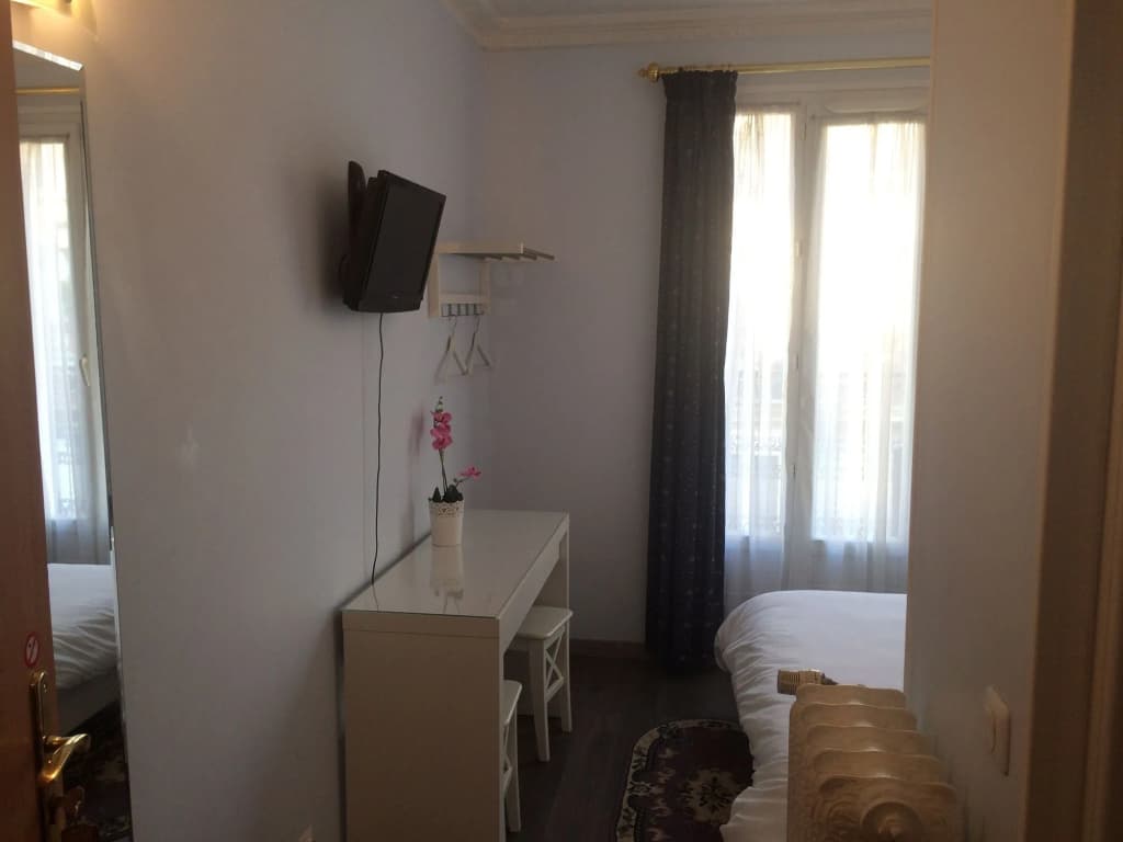 Hôtel André Gill - Photo 3