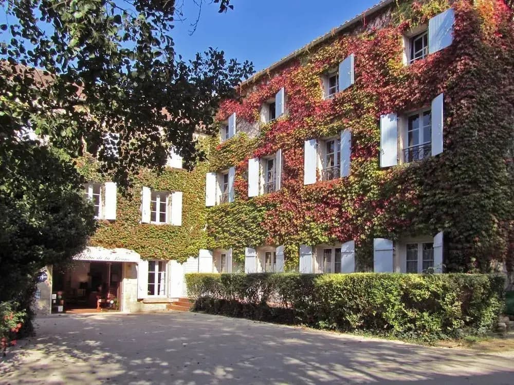 Logis Hôtel Le Moulin de la Beune - Photo 1