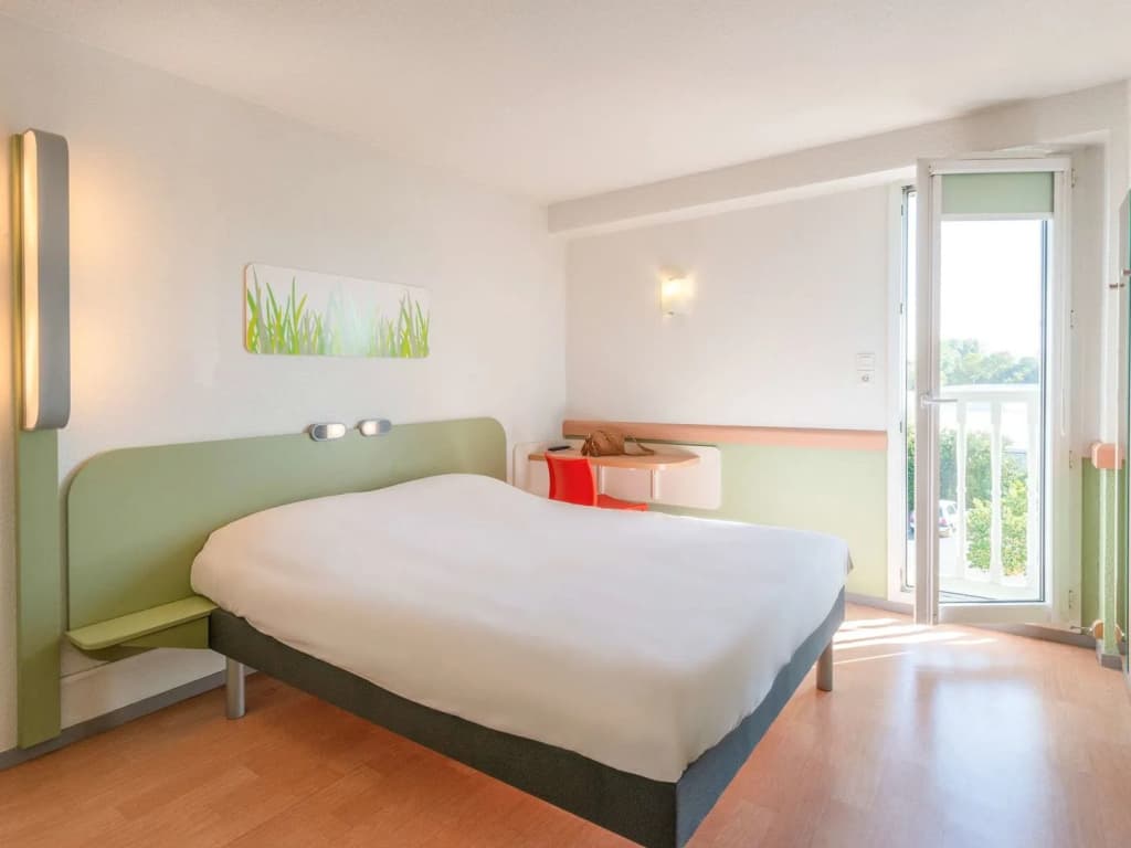 ibis budget Mâcon Sud - Photo 2