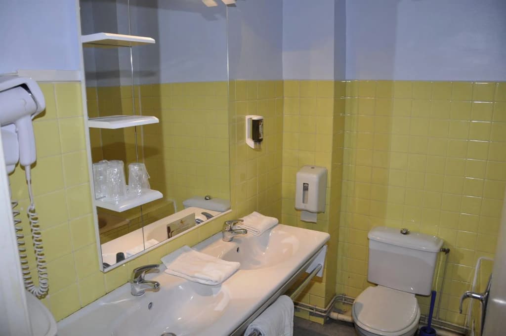 Sarl Hotel Cesar - Miniature 8