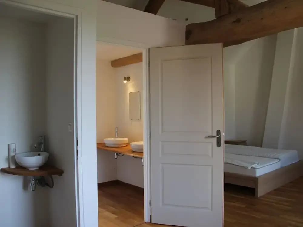 Boutique Holiday Home in Bouix With Garden - Miniature 6