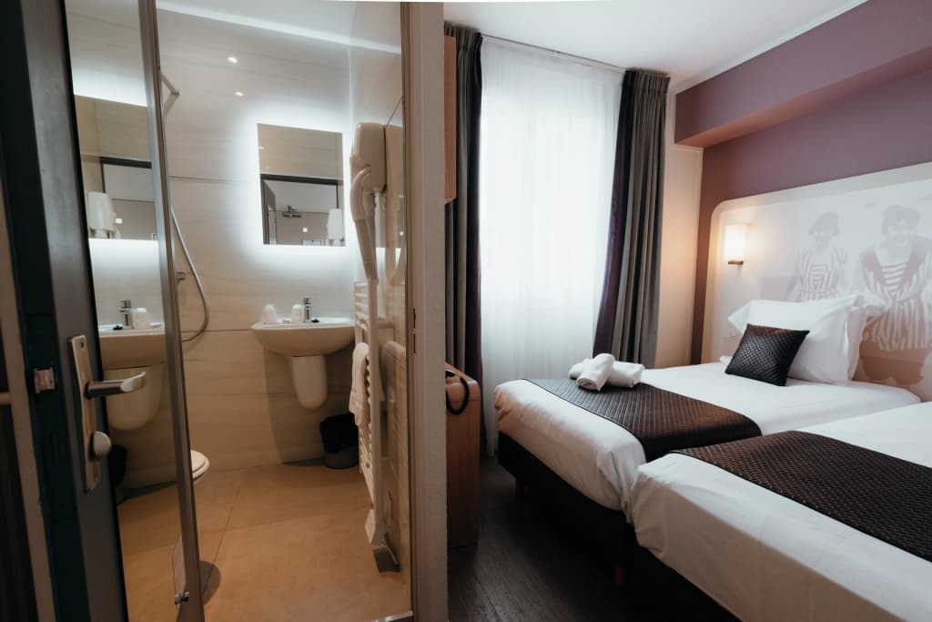 Hôtel Red Fox - Miniature 6