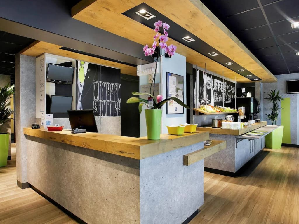 ibis budget Villemomble - Photo 2