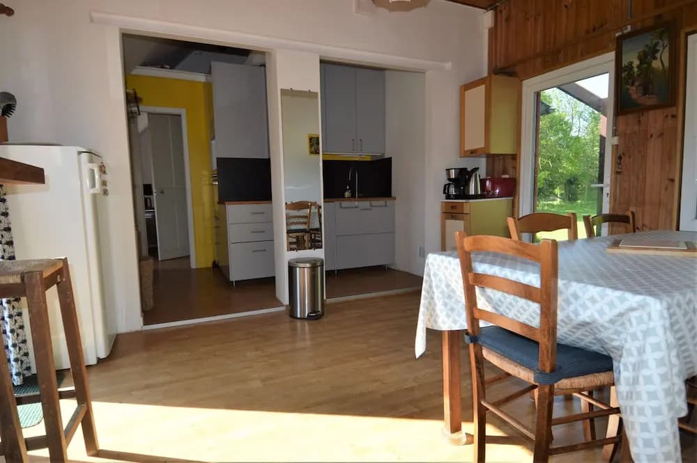 Maison de Campagne : Grand Jardin et Bois Privés - Photo 1