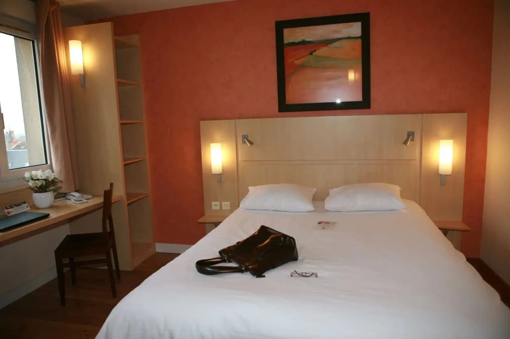 ibis Chateauroux - Photo 3