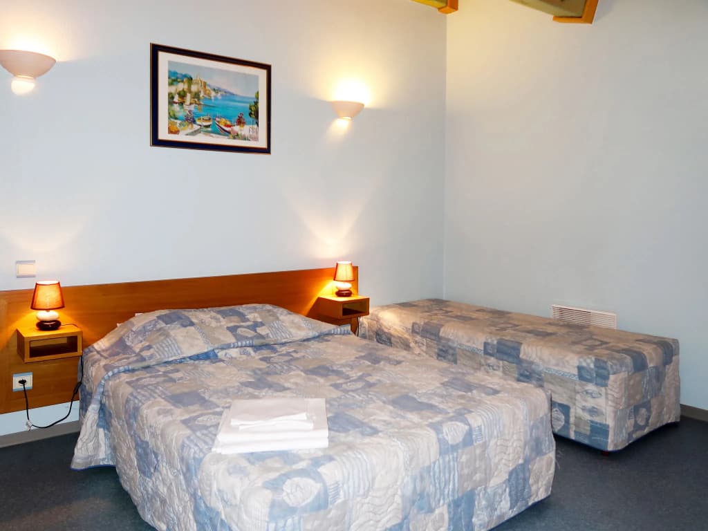 Three-Bedroom Holiday Home in Fayence - Miniature 7