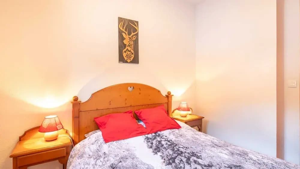 Apartment in France With Ski Slope Views - Photo 1