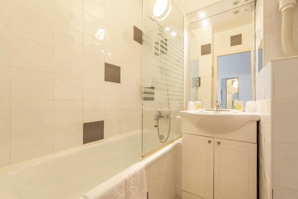 Brit Hotel Castres - Miniature 8
