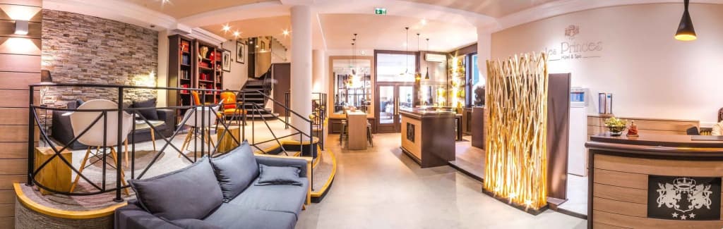Hôtel des Princes – Chambéry Centre - Photo 2