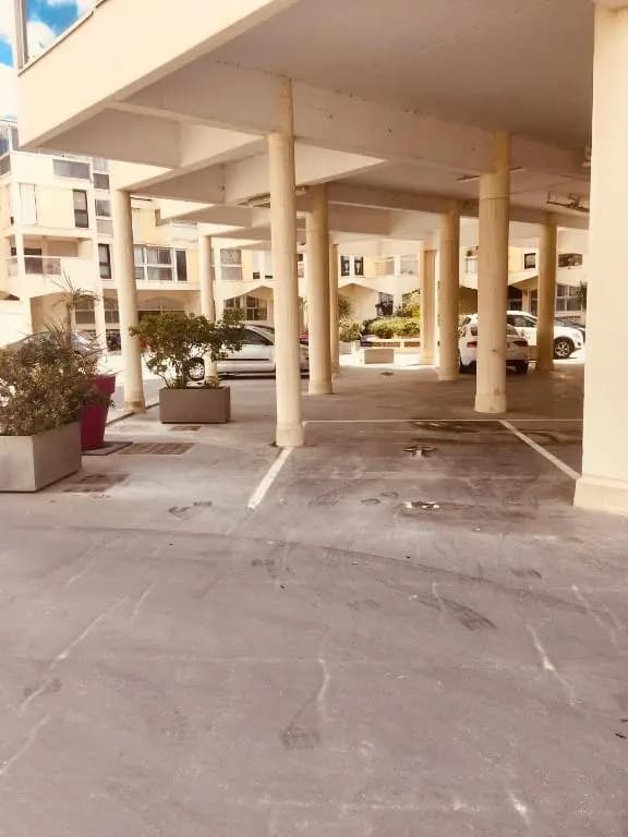 P1 Vue Mer 1ère ligne 33M2 pour 4 pers + véranda + parking La Grande-Motte - Miniature 8