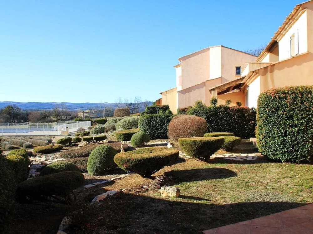 Semi-detached villa with dishwasher, close to the village - Miniature 7