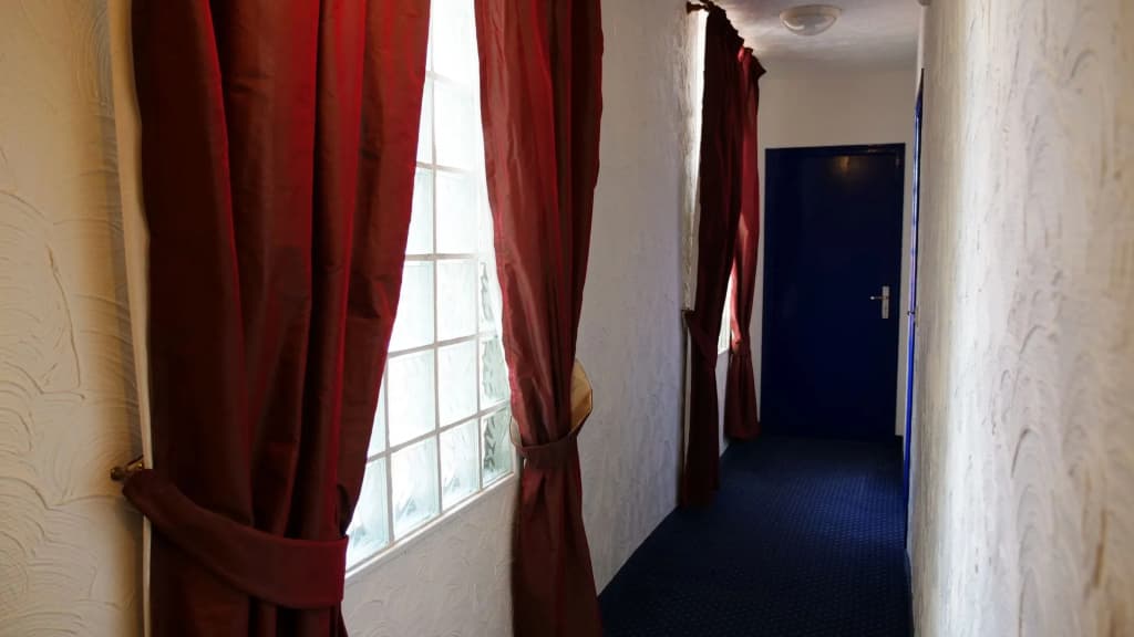 Hotel Palm Beach - Photo 5