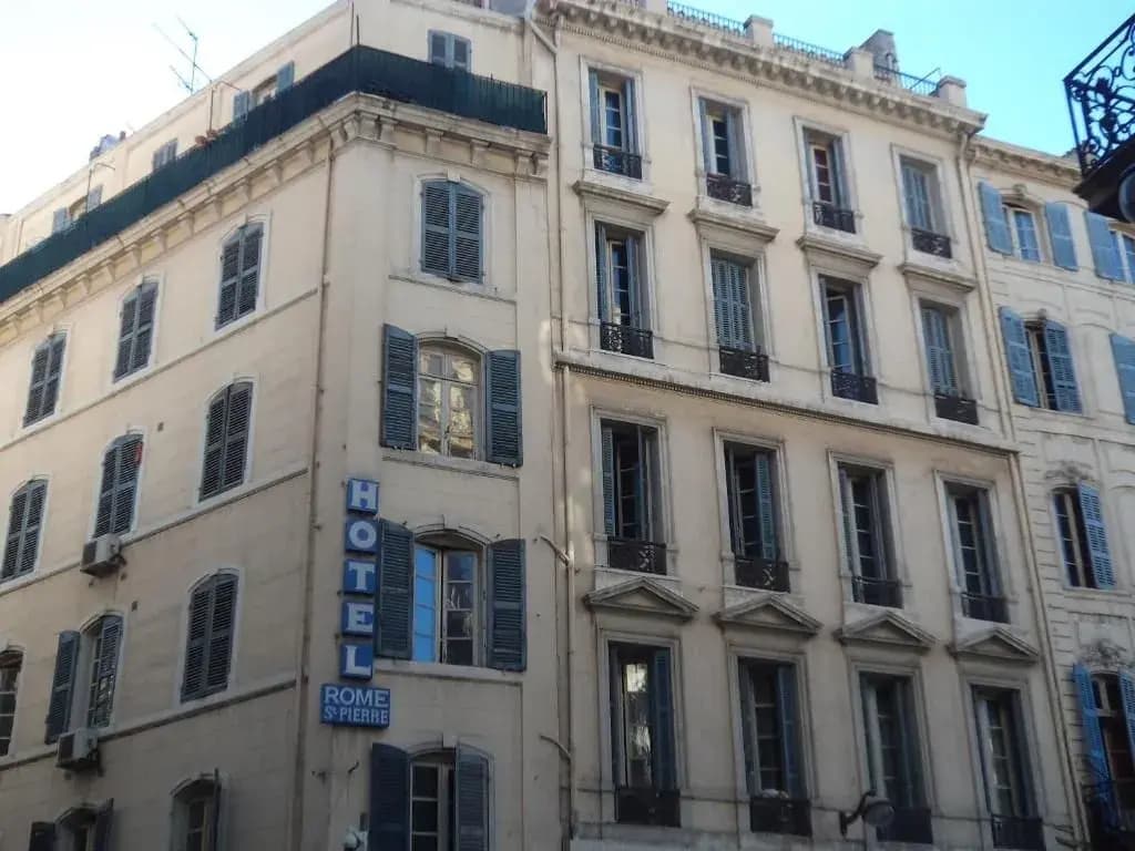 Ibis Styles Marseille Vieux Port - Photo 1