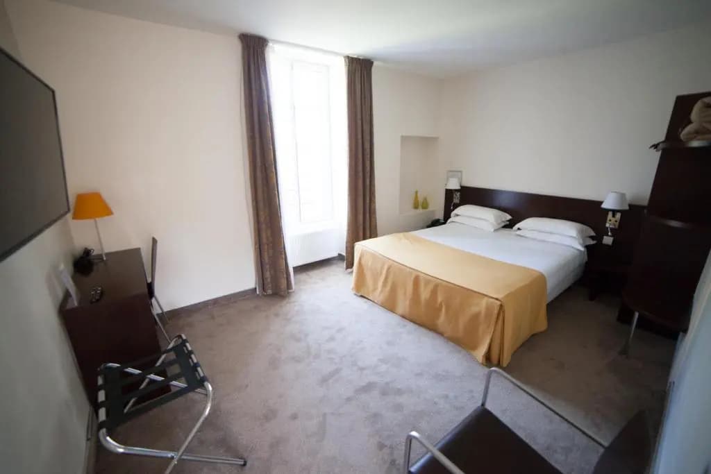 Hotel La Beauze - Photo 2